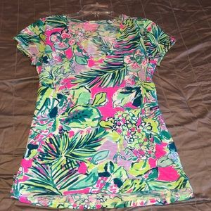 Lilly Pulitzer Etta Vneck top